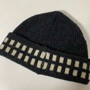 노롤 NOROLL PALETOWN 비니 USE ME BEANIE | 브랜드 중고거래 플랫폼