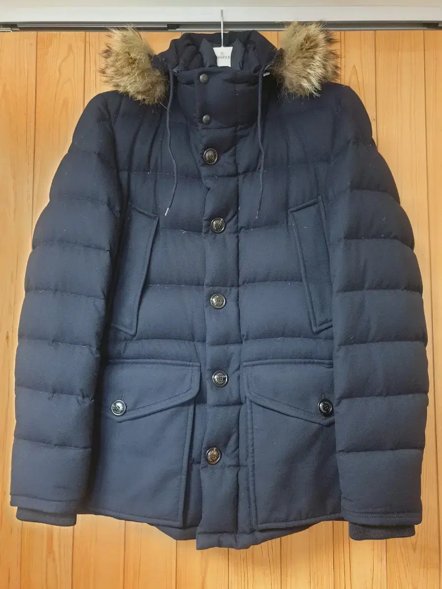 Moncler Letelldown size 3