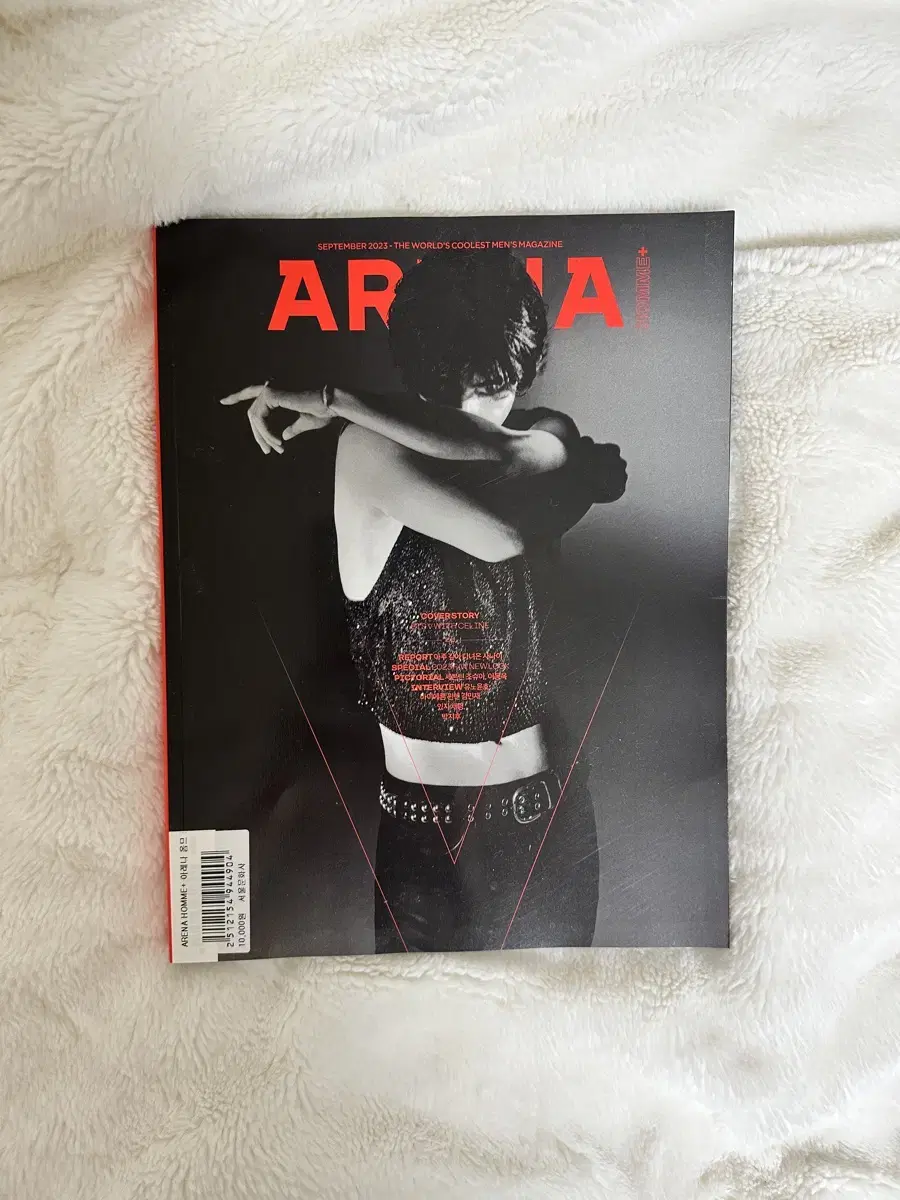 방탄소년단 V 뷔 김태형 잡지 Arena Korea 아레나 옴므 플러스