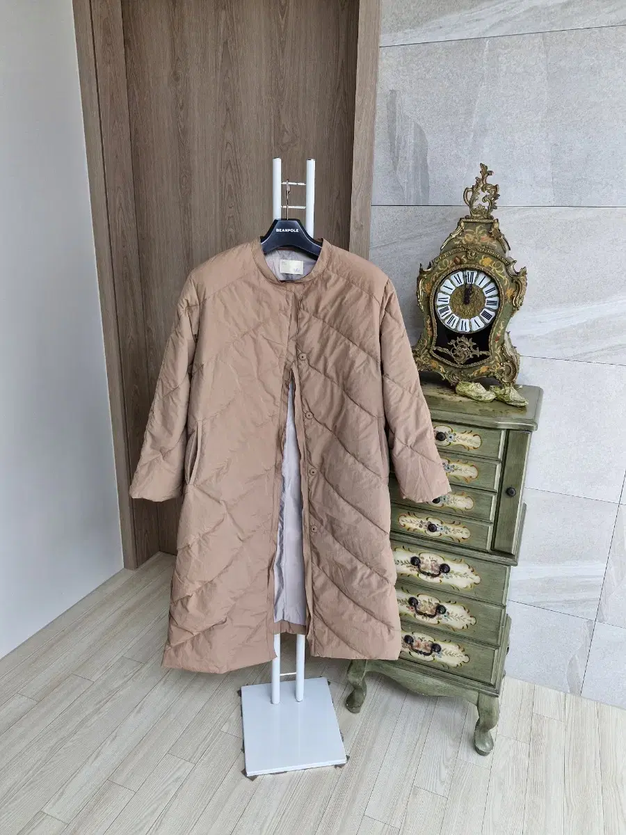 최저가/iSAE Goose down long puffer/새옷수준/66/sandbeige