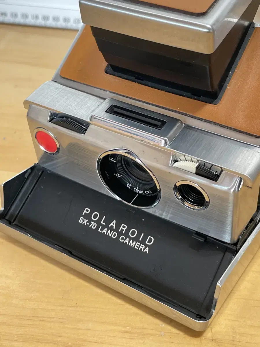 폴라로이드 SX-70