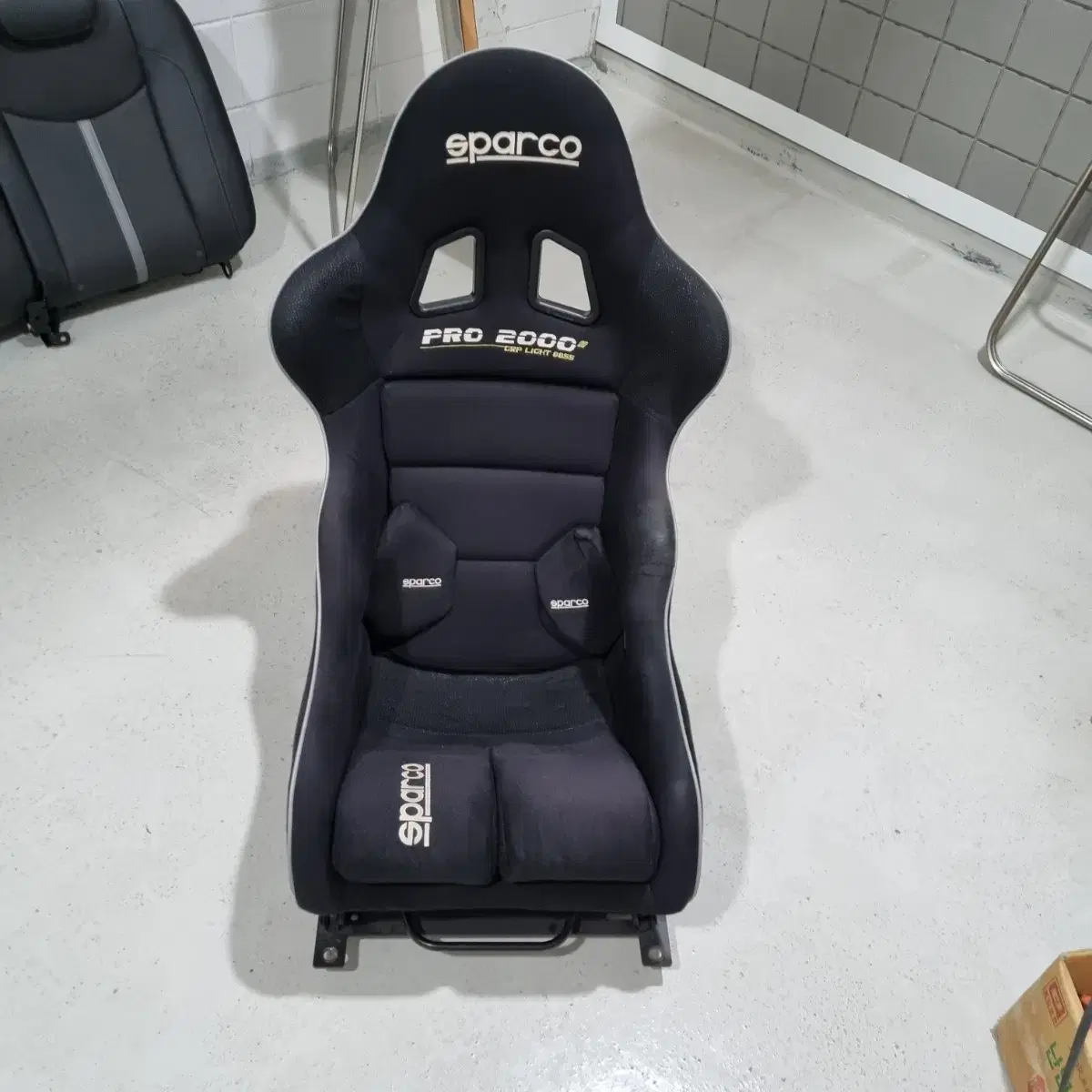 Sparco pro2000 스파코 프로2000 레이싱시트 팝니다.