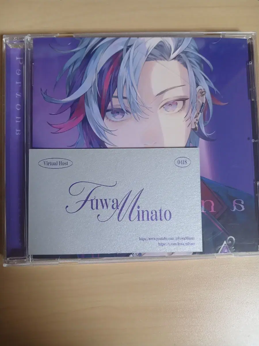 Fuwa Minato persona album with business card