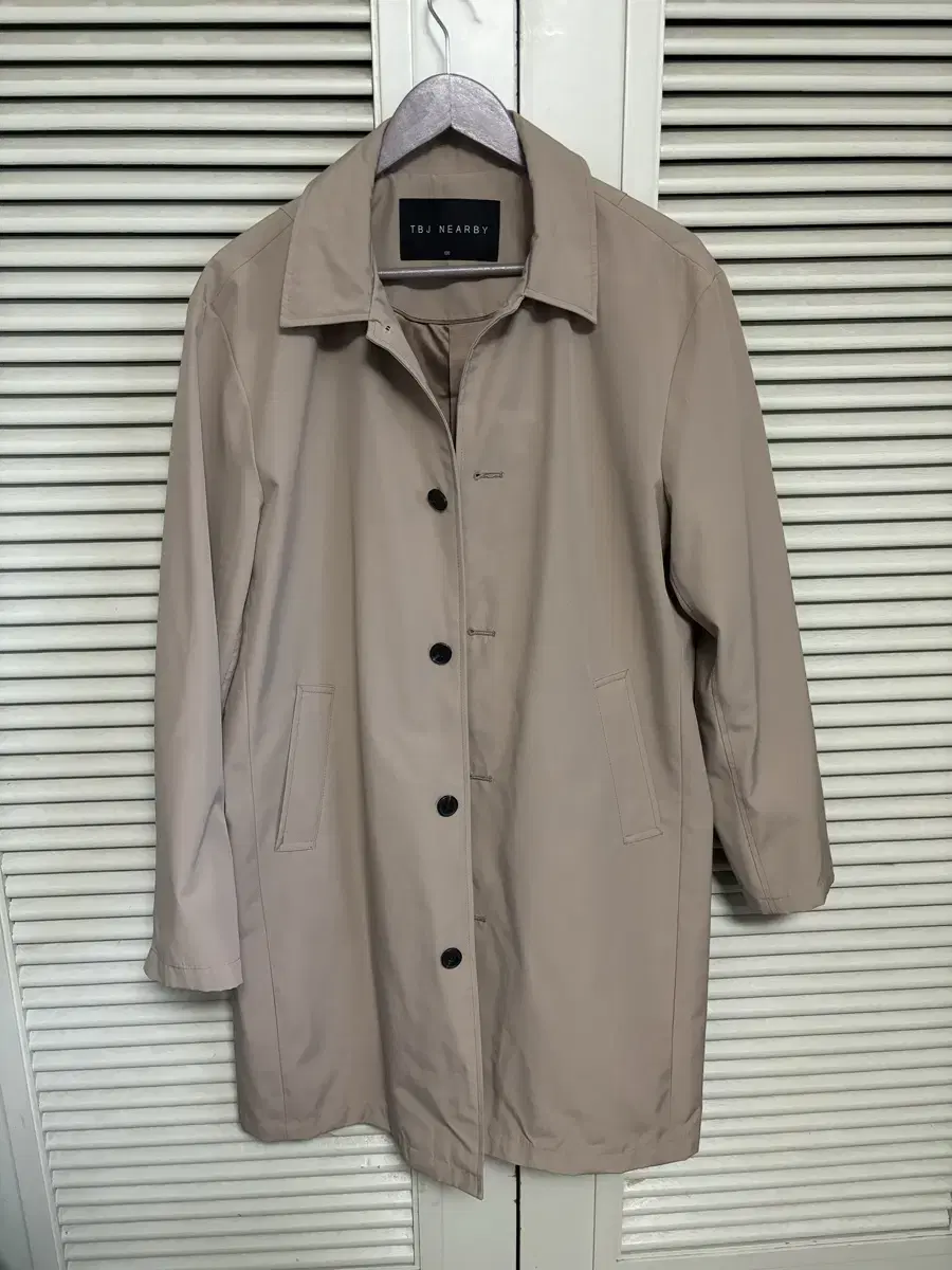 TBJ NEARBY Coat (100)