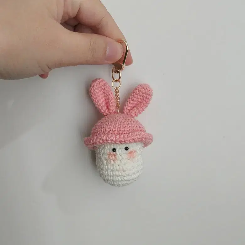 Light pink handmade crocheted keyring