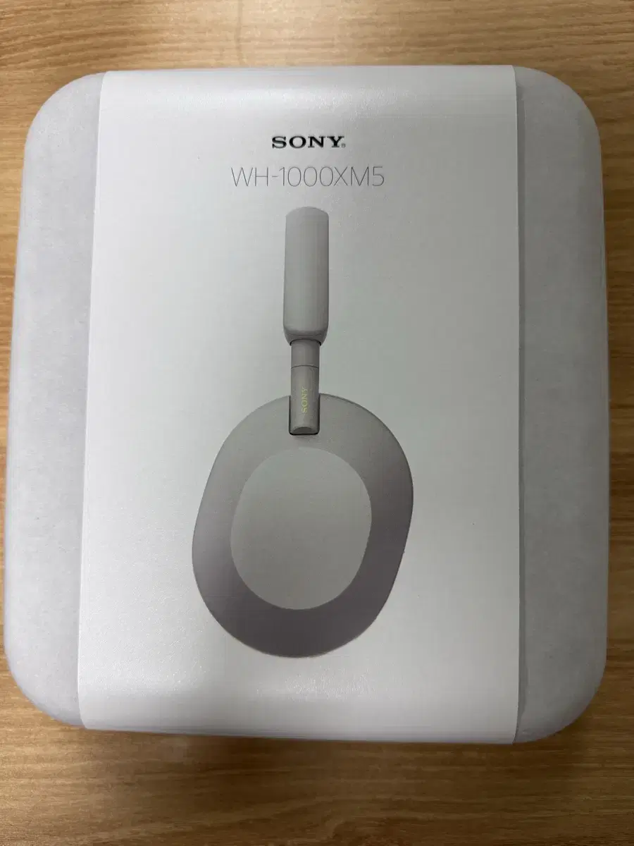 SONY 소니 WH-1000XM5 실버 미개봉 팝니다.