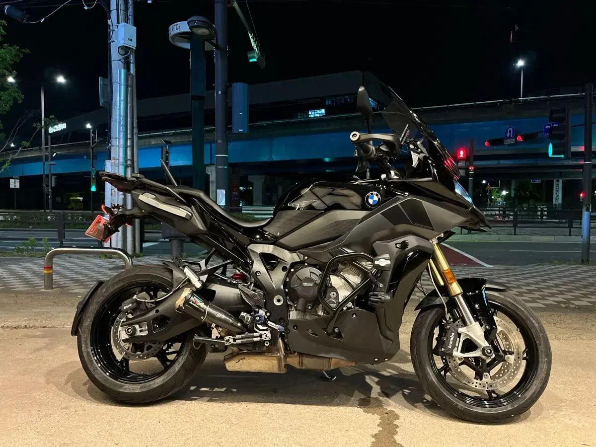 bmw s1000xr