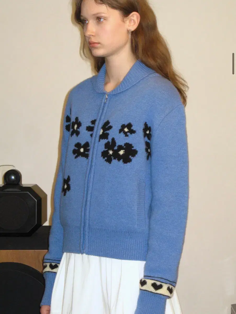 [Sinnoon] Flower Knit Zip-up (Light Bloo)