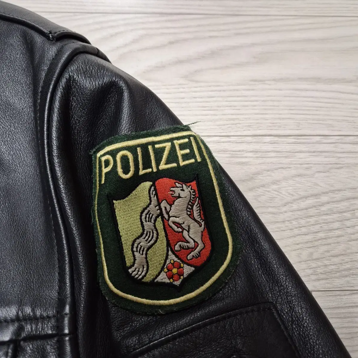 90s 빈티지 Polizei 레더자켓