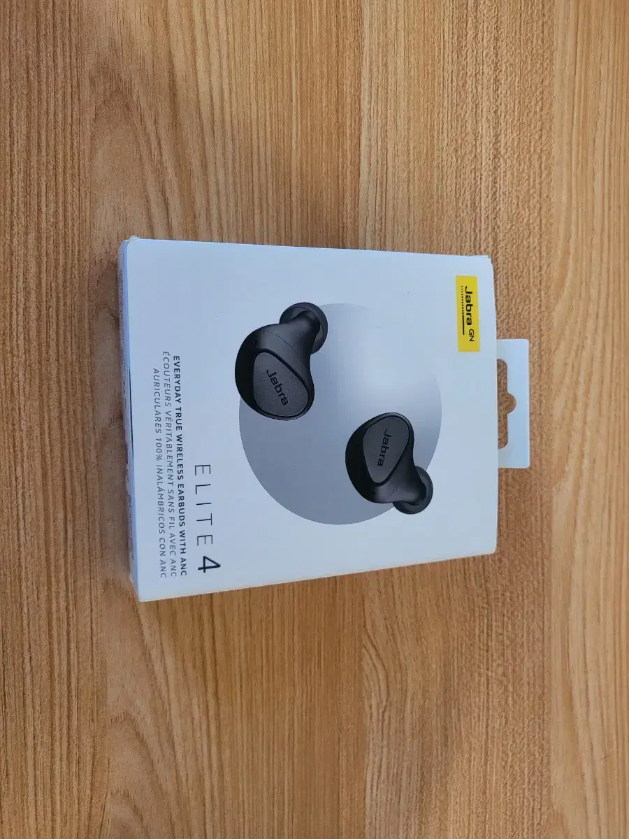 Jabra Elite 4 케이스 팝니다