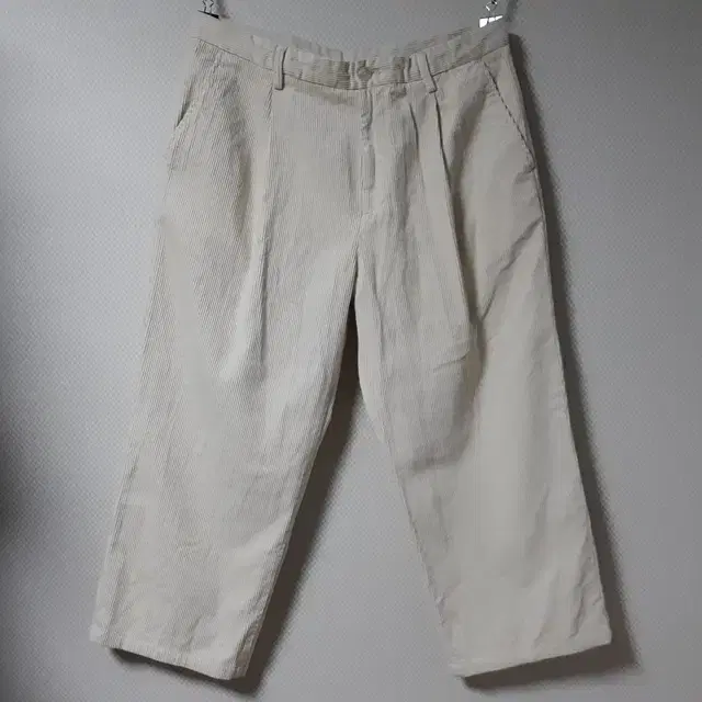 36/Shirtless Corduroy One-Tuck Wide Leg Pants/36-1011