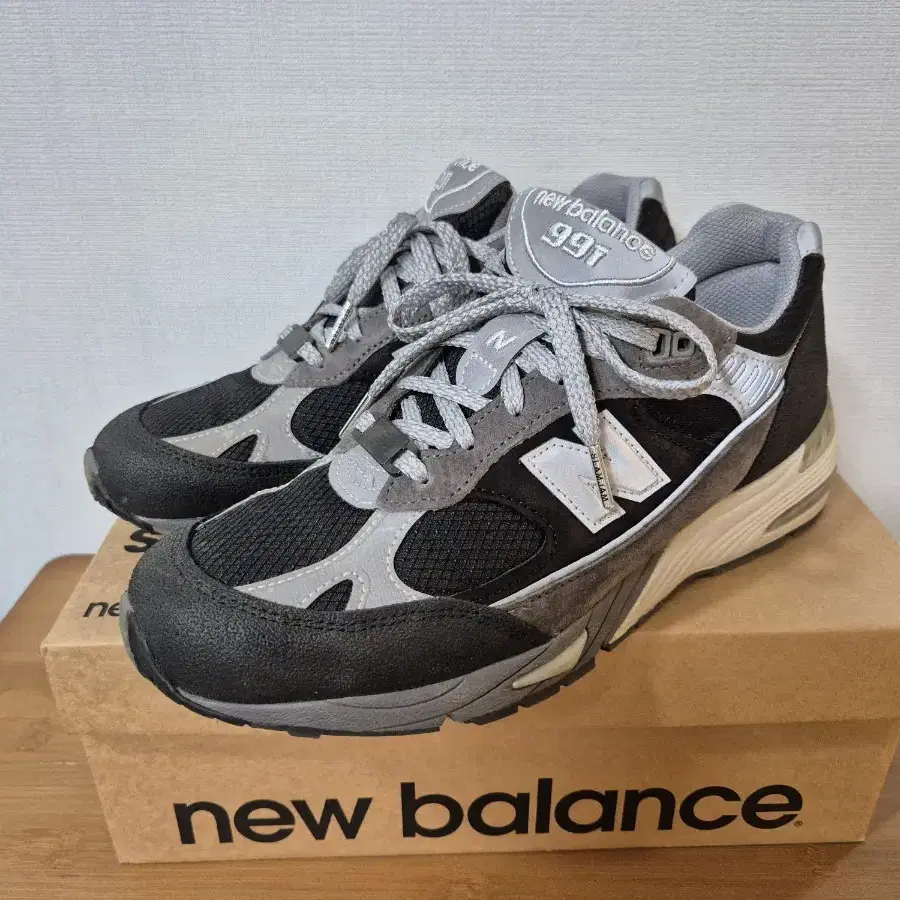 뉴발란스 New Balance x Slam Jam 991