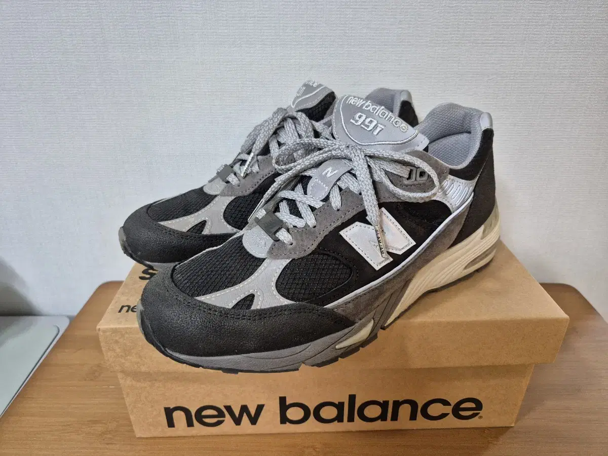 뉴발란스 New Balance x Slam Jam 991