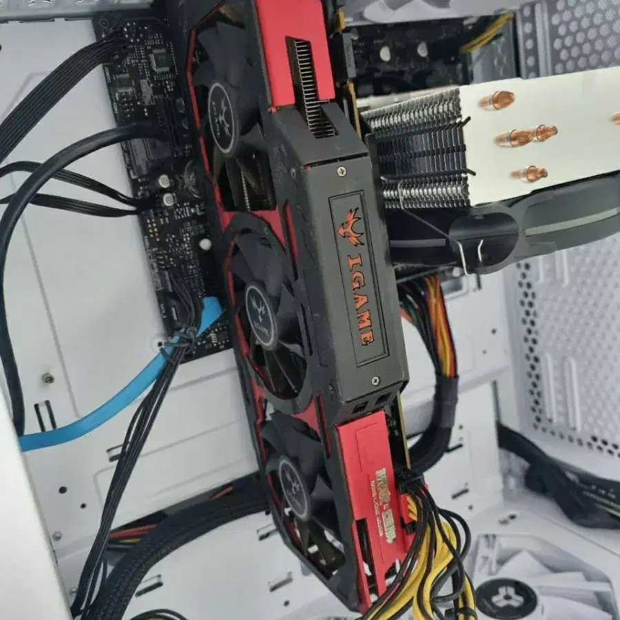 (대박 할인) i5 9400F 예쁜 화이트 컴퓨터 본체