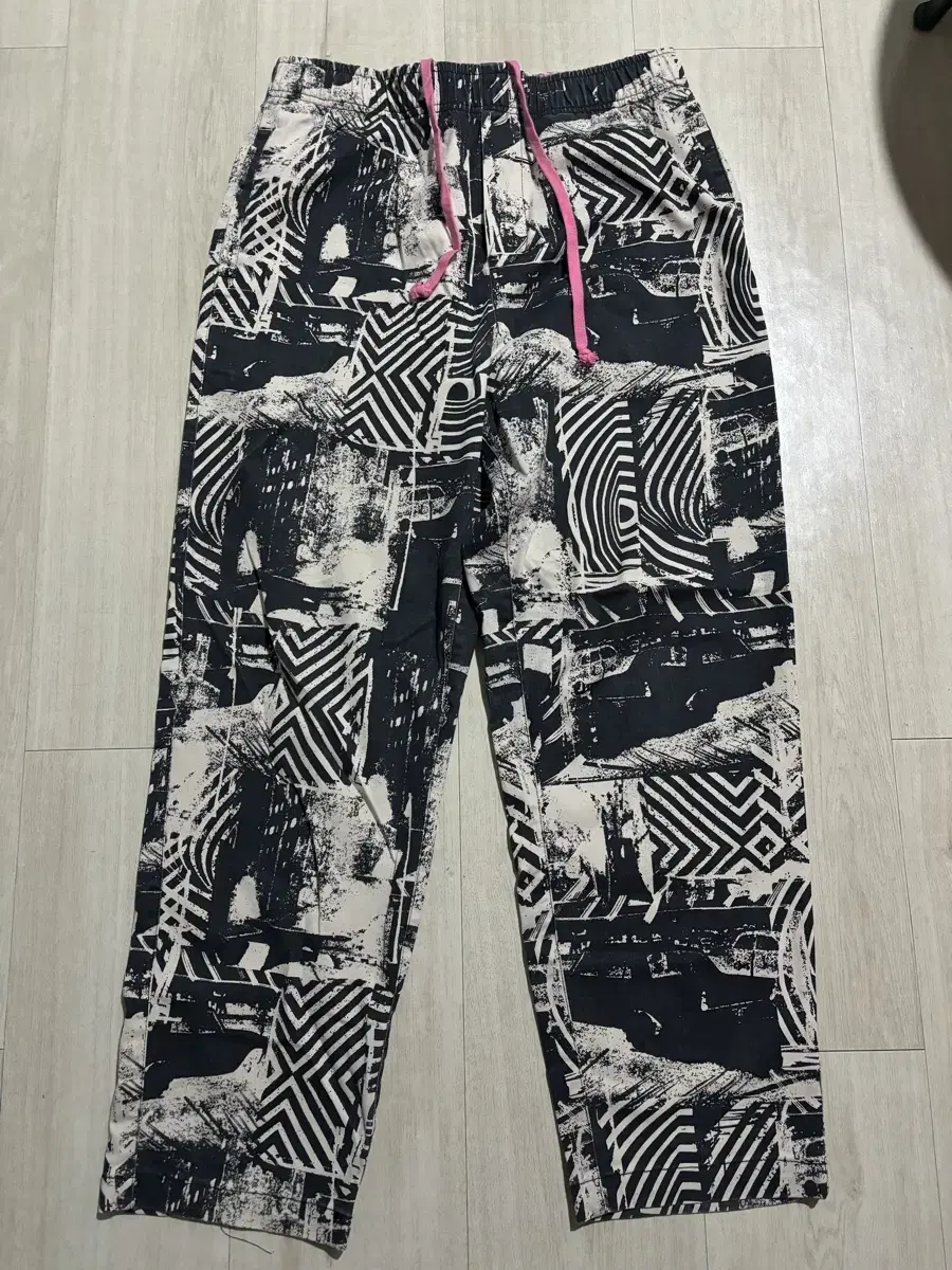 DeusEx Machina Meganic pants size L