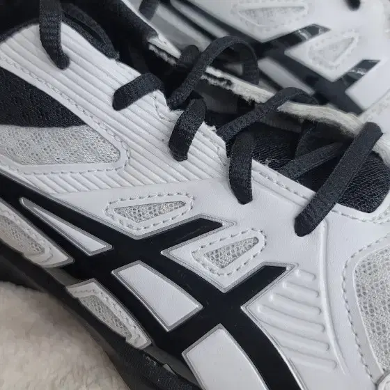 ASICS 아식스 온도와  235