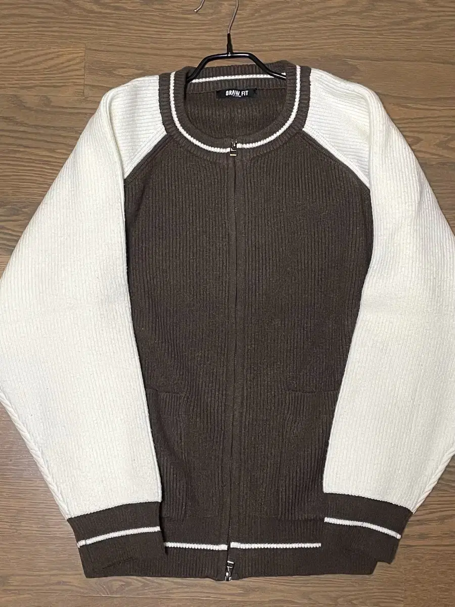 Drawcord Varsity Cardigan XL