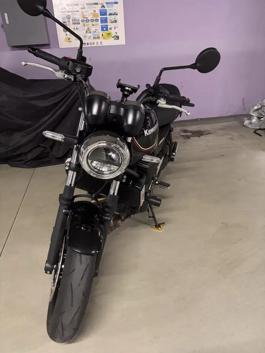 가와사키 23년식 z650rs 2천키로 미만