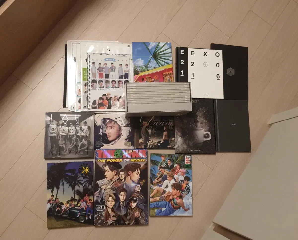 Exo album & notebook bulk disposal