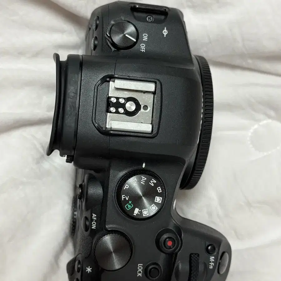 캐논 canon r6 미러리스 카메라