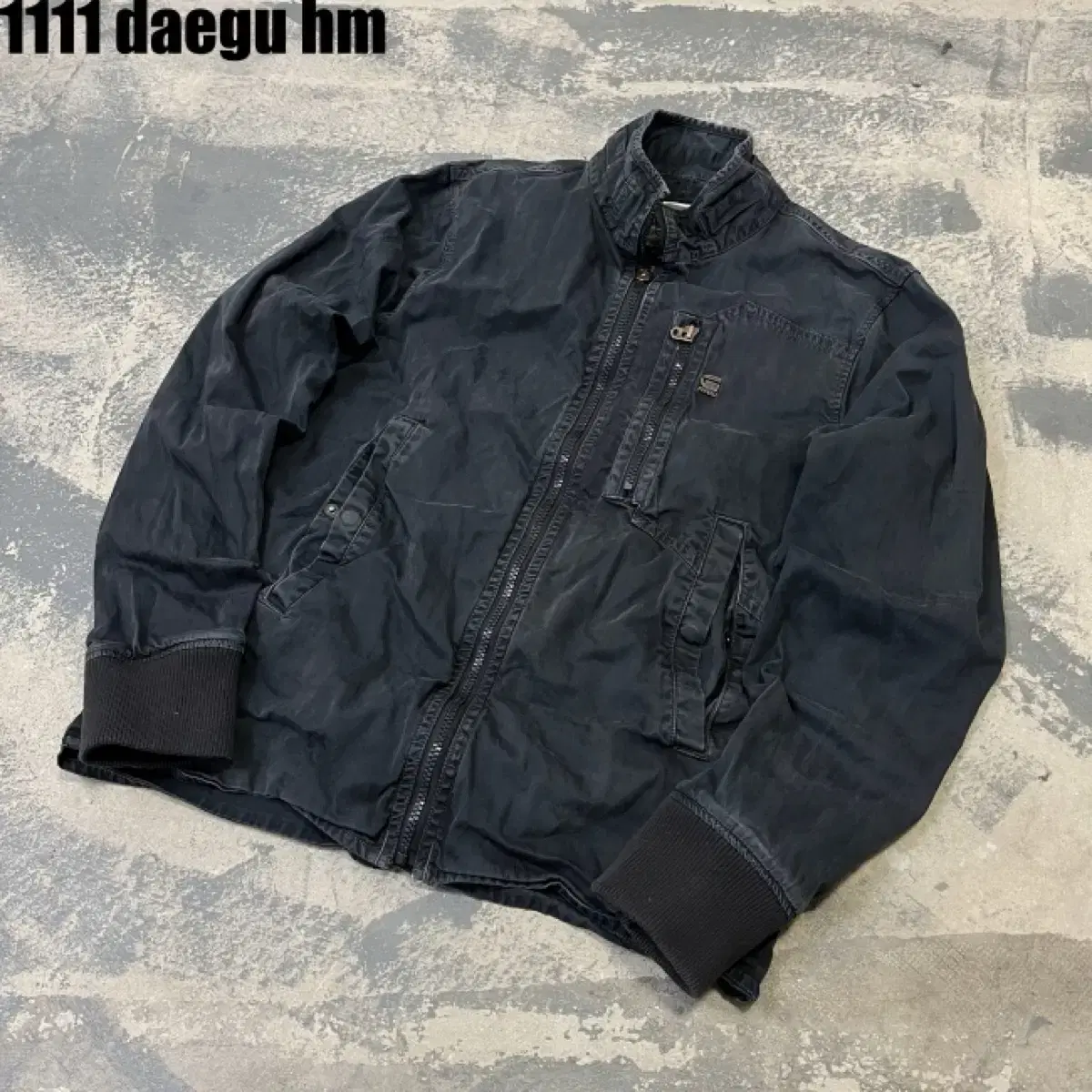 G-STAR RAW. jacket (L available, but recommended for men in size 95)