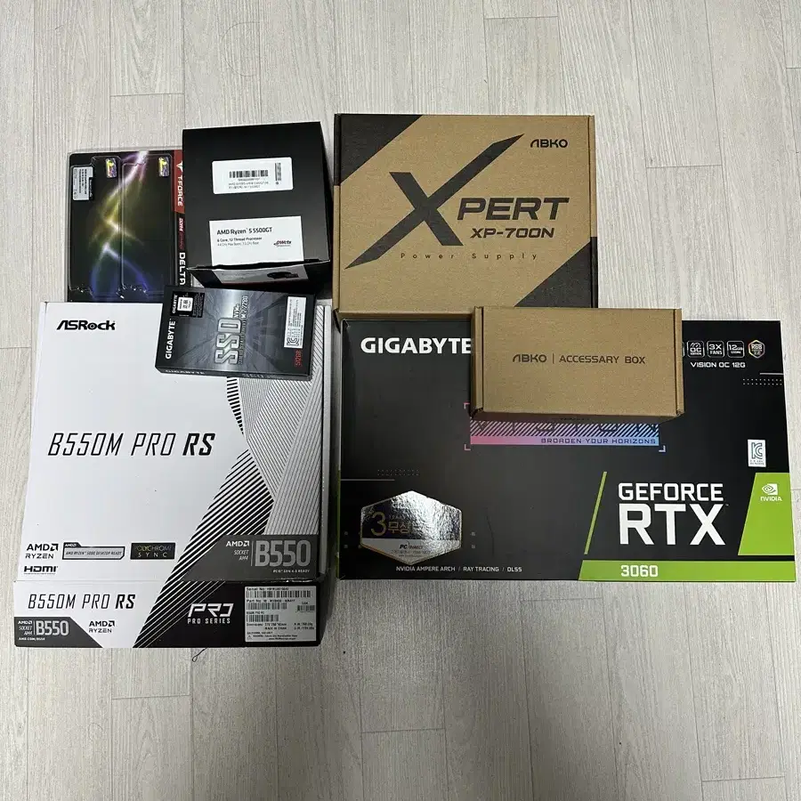 고사양 게이밍컴퓨터 판매합니다 RTX 3060 12G 3팬