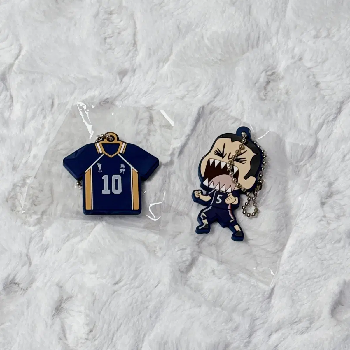 Haikyuu Uniform keyring hinata Tanaka (unsealed)