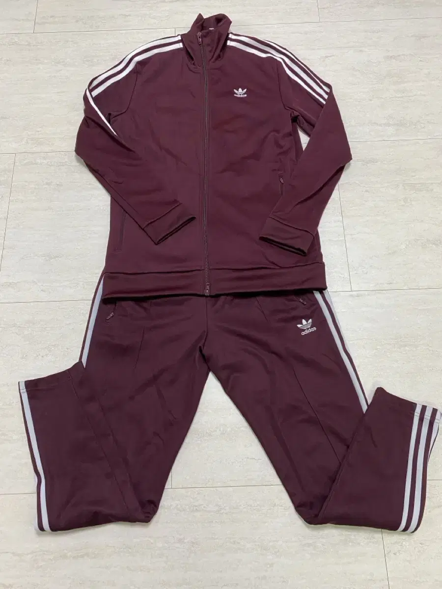 2XL)Adidas Bakkenbauer Burgundy Jersey Set