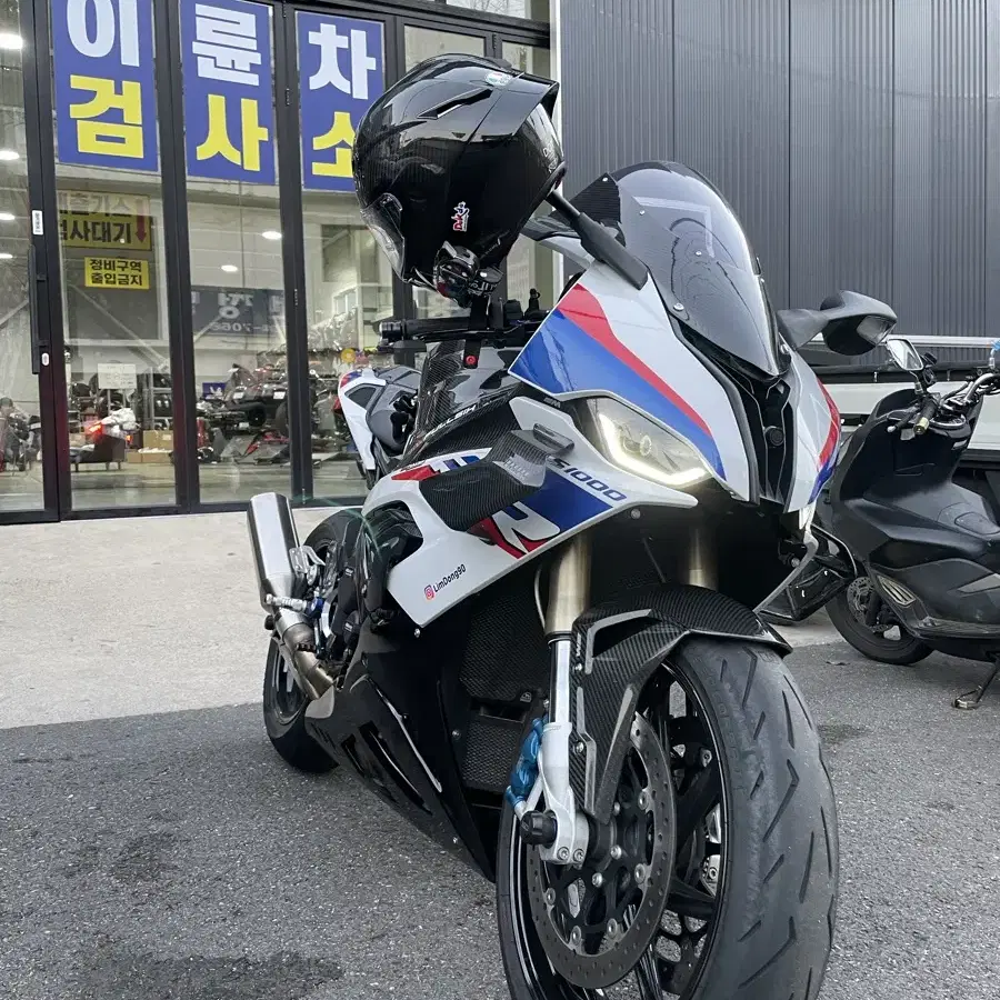 BMW S1000RR 카본 M패키지