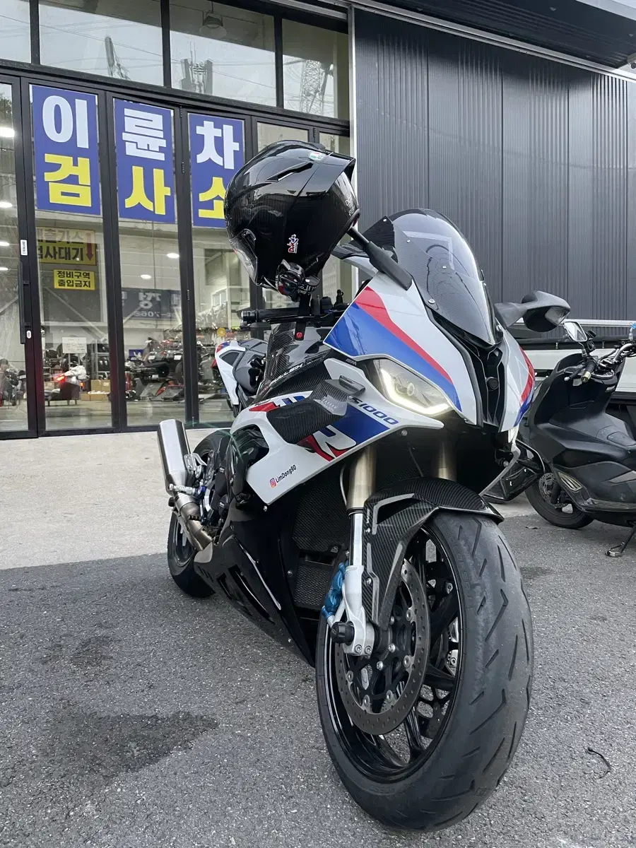 BMW S1000RR 카본 M패키지