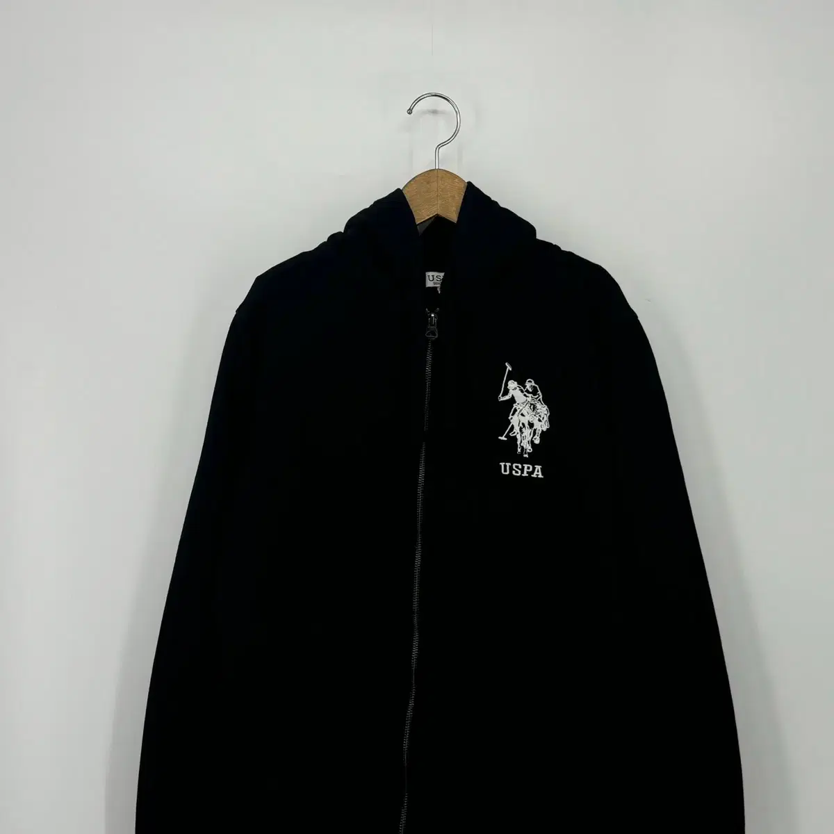 USPA 로고 후드집업 (M size / BLACK)