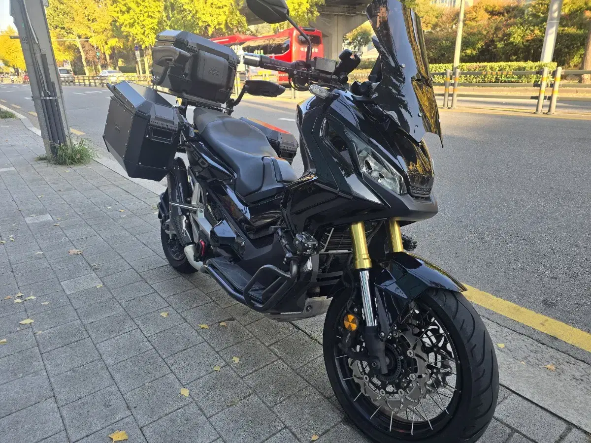 xadv 17년 41000km 서울