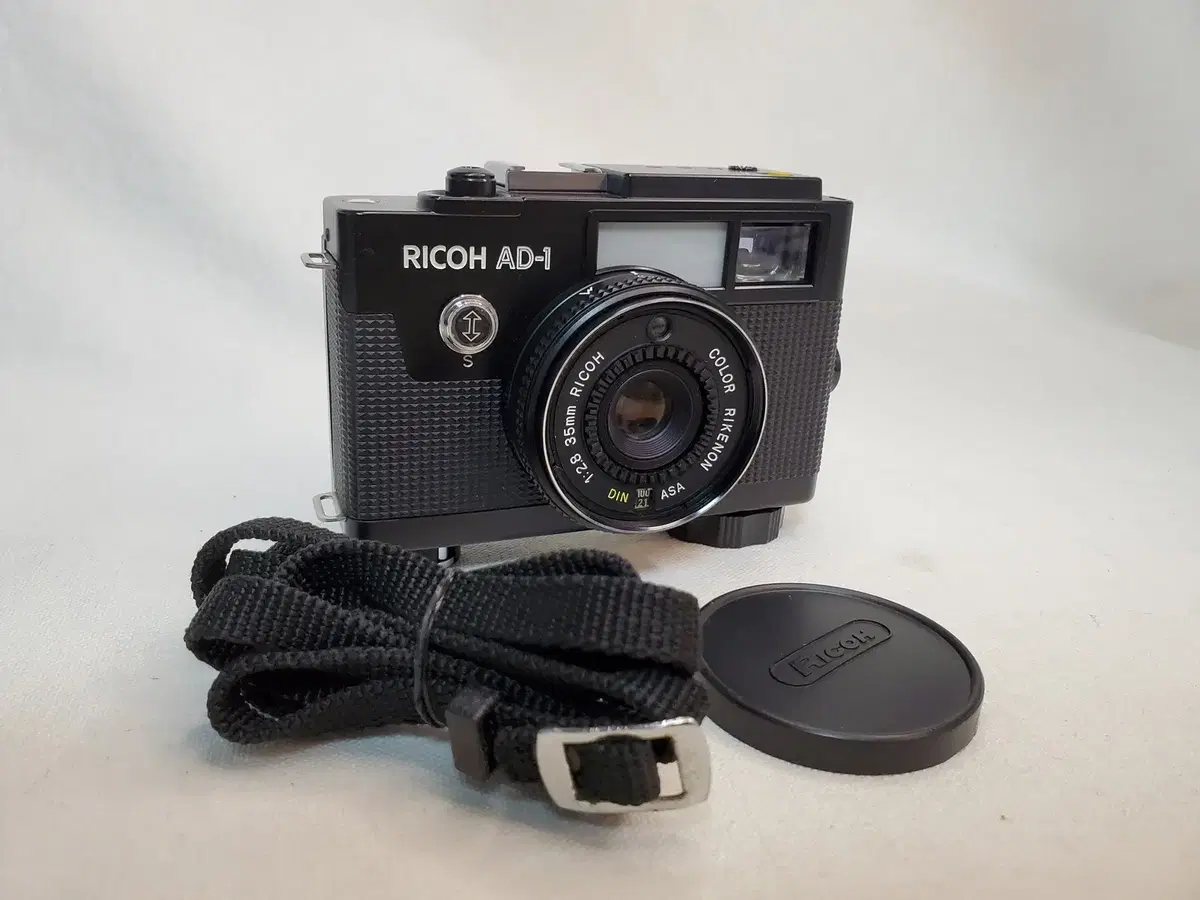 Ricoh AD-1 Compact Camera