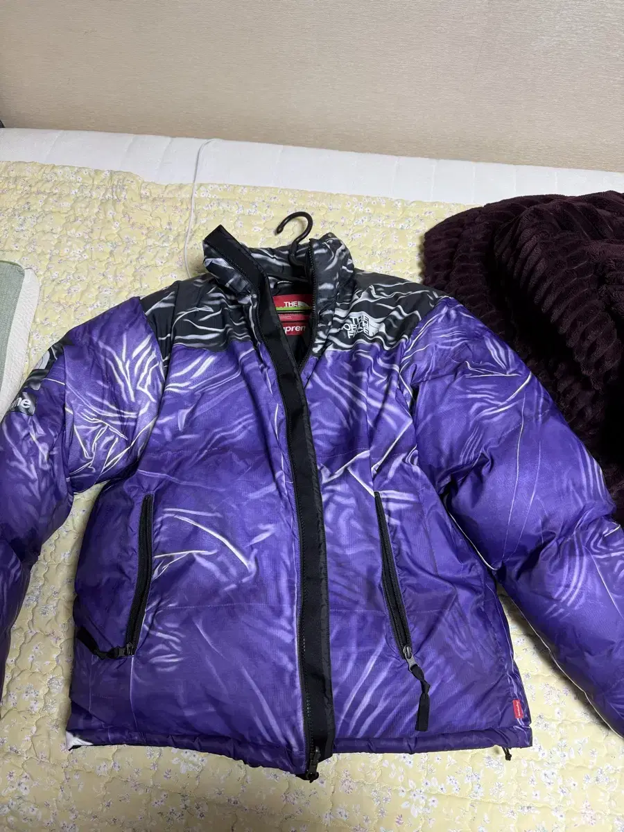 [L] Supreme The North Face Schnoe Padding