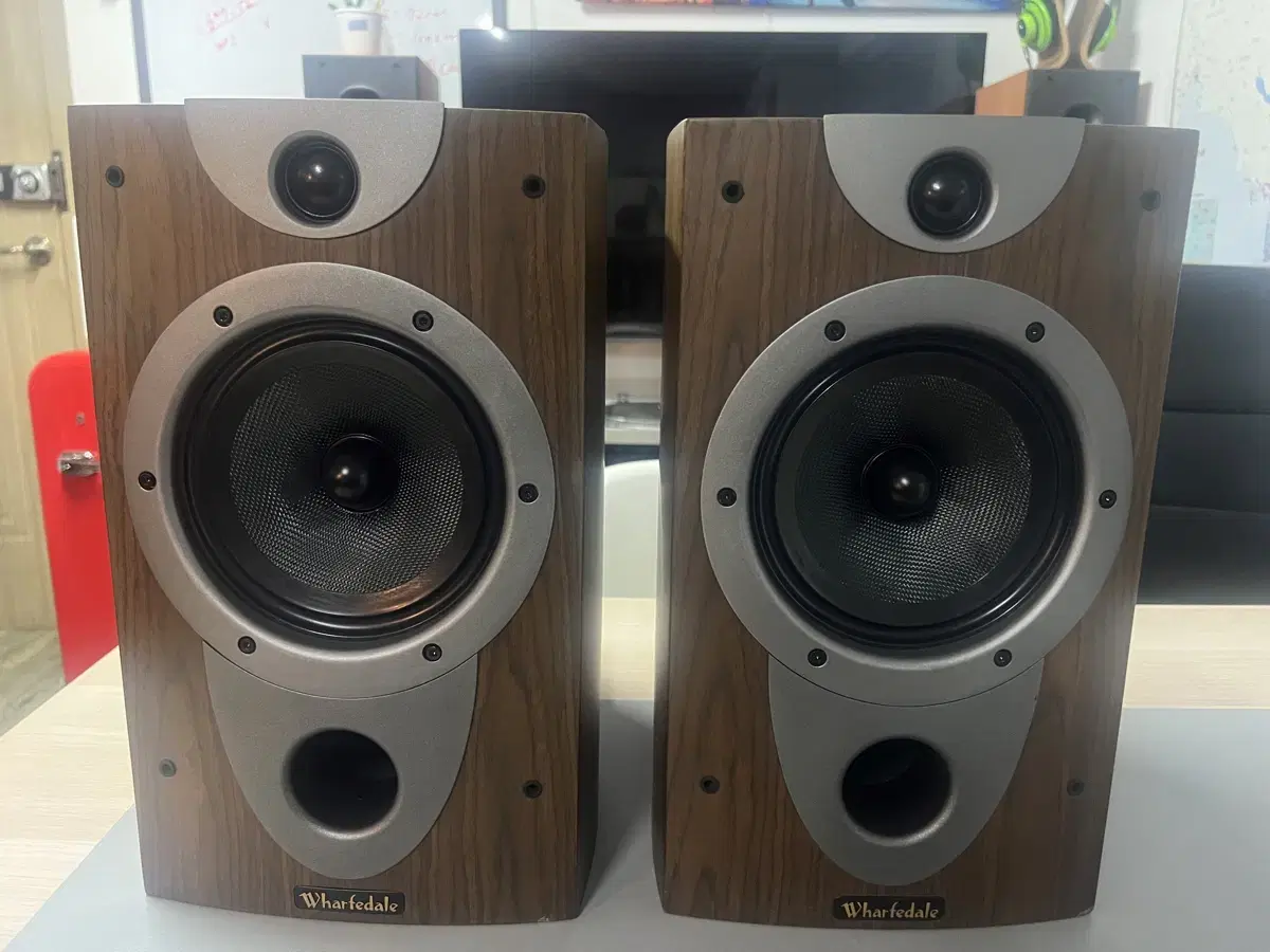 Wharfedale EVO 10 Signature