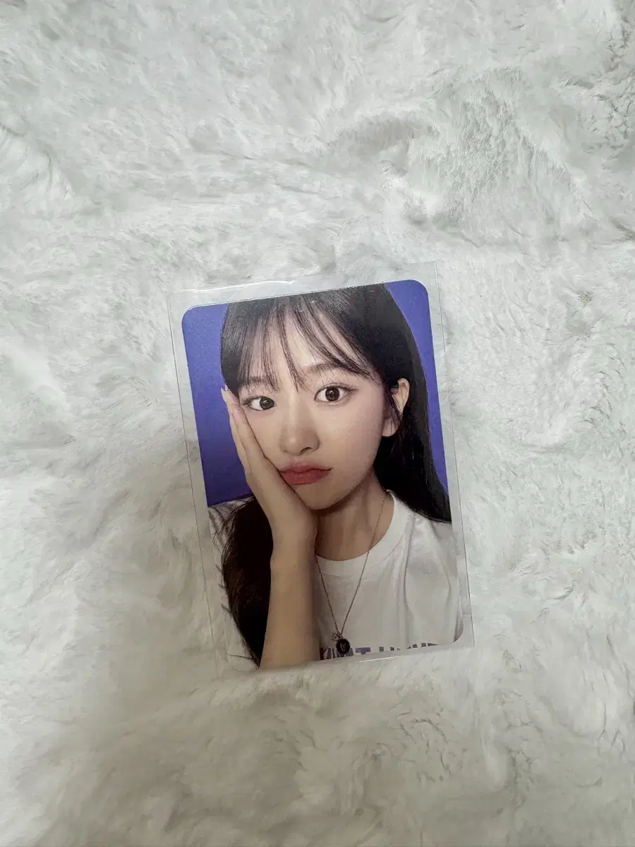 I ive got a kit yujin photocard sell it!!!