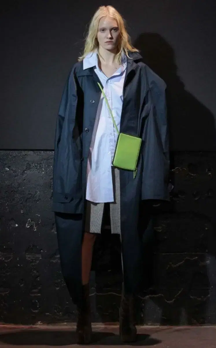 Vetements FW15 First Edition Oversized Trench Coat NavyVETEMENTS