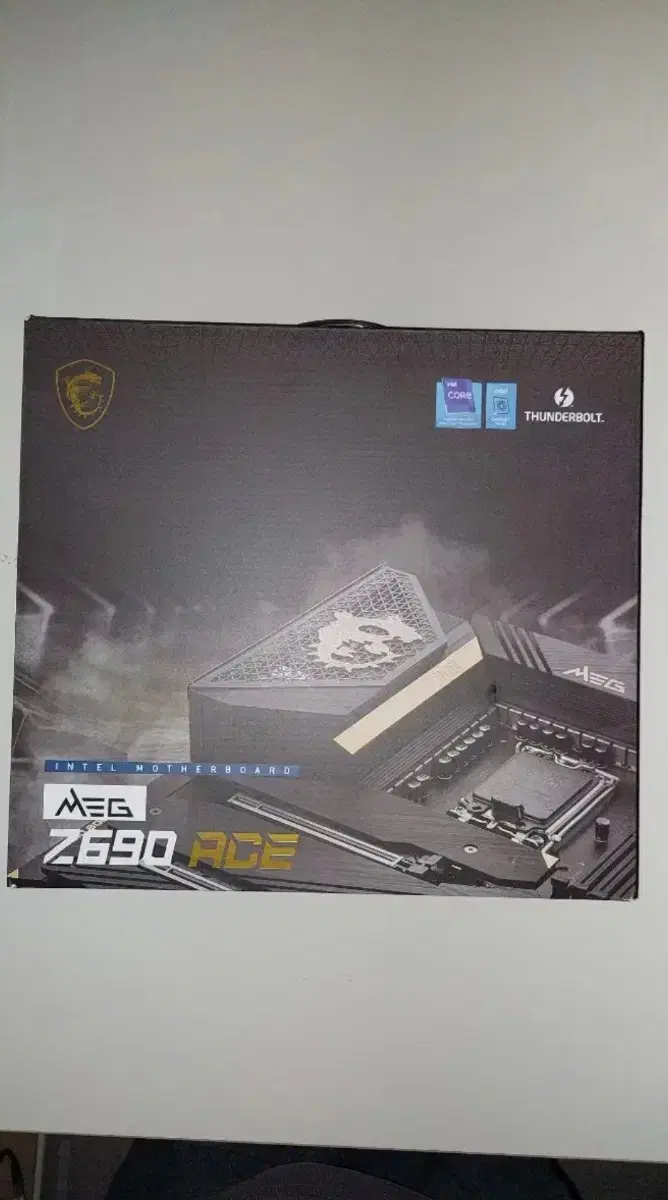 MSI Z690 Ace 메인보드