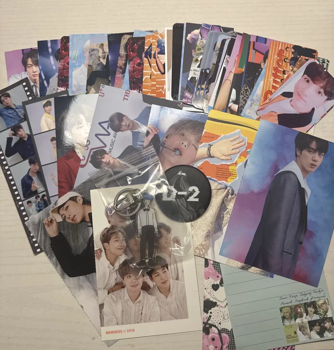 bangtan unofficial goods bulk 급처 0.3 bts disposal 4 cut photo namdol goods dum