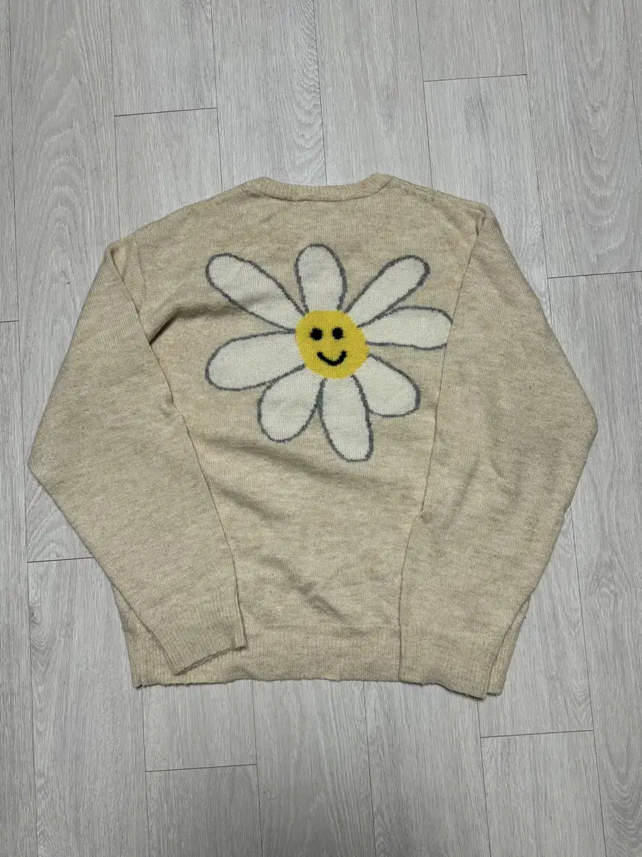 Lavros Daisy Knit XL