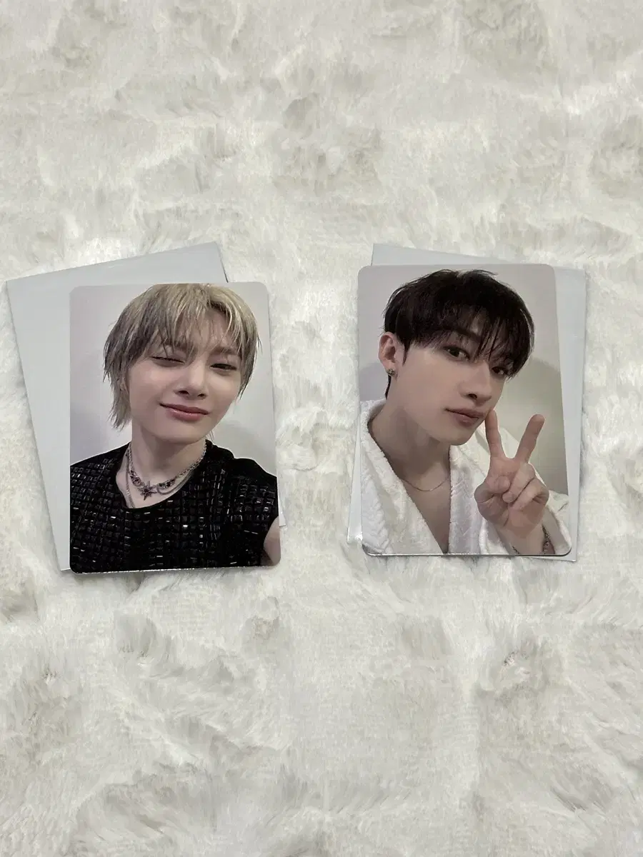 Straykids bang chan i.n 10,000 yen photocard pre-order benefit Japanese robe han