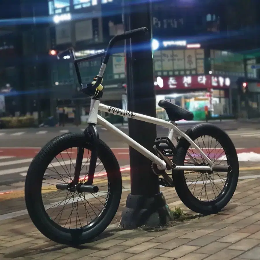 볼륨 워호스 풀커스텀 bmx (국내 2대) 판매, 대차