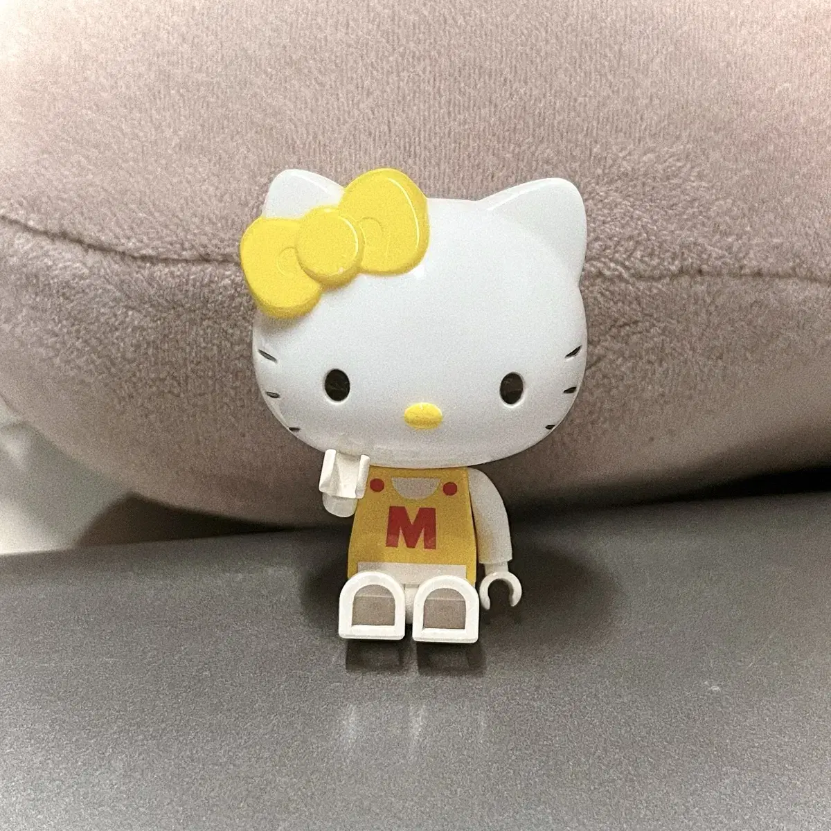 Sanrio Classic Kitty Lego Block Figure Oxford