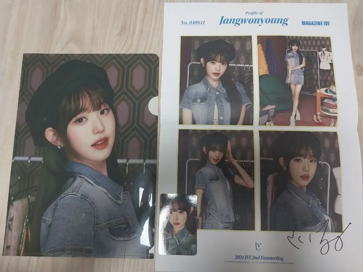 Ive jang wonyoung fan con Magazine Photo Kit (full)