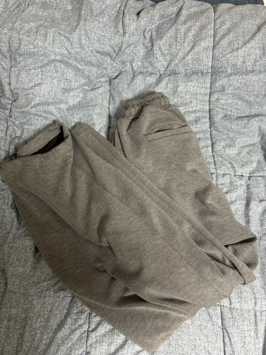 DeAnthur Potuck Sweatpants Charcoal Gray S