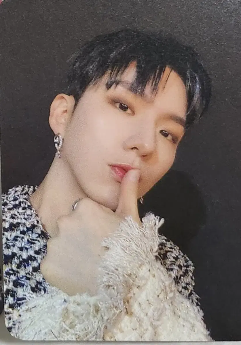 Monstax kihyun broadcast lipstick photocard