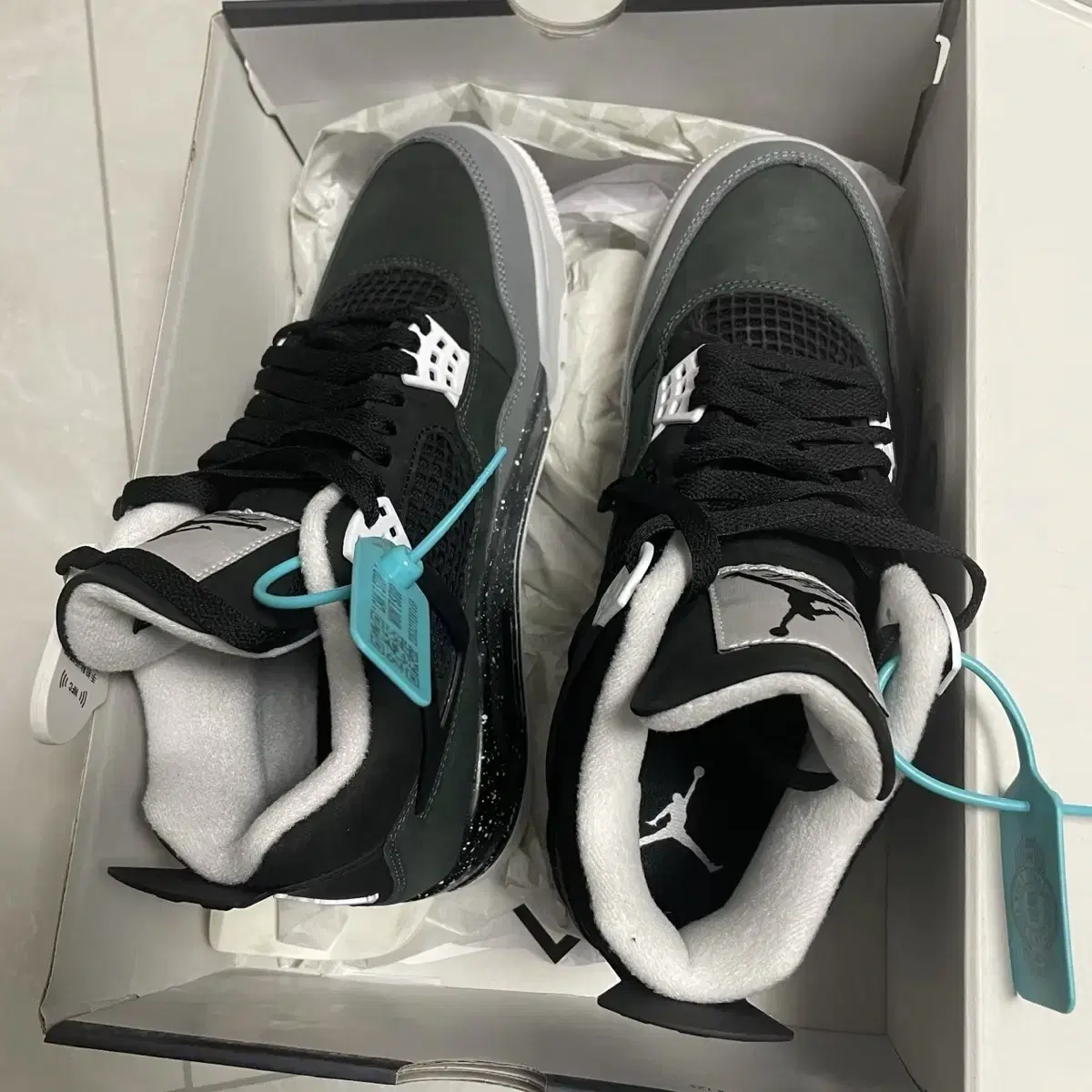 Jordan 4 Retro Fear 2024 신발