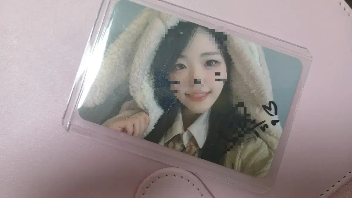 QWER hina bunny blanket (decoratedo signo) sign photocard sign photocard Sell!