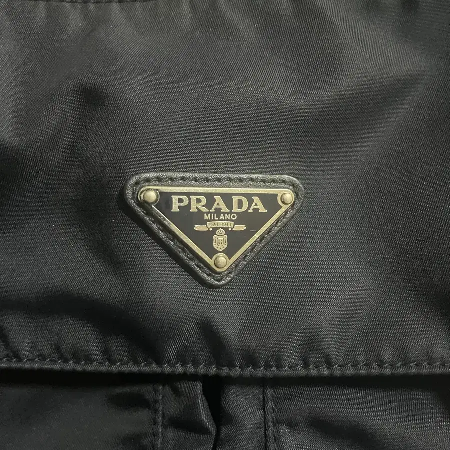 (Prada) 프라다 바이커백 네이비