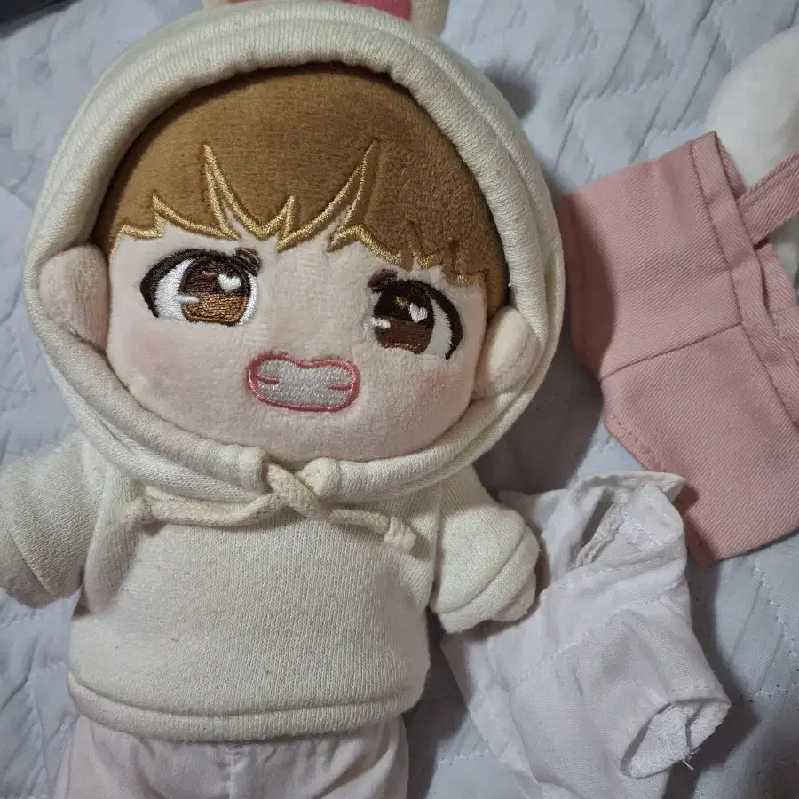 방탄 뷔 태형 베이뷔 인형 20cm